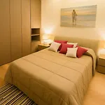 Apartment Welcome Riviera- Mazzini 77 Con Wifi, Condizionamento In Ogni Stanza, Parcheggio A Pagamento 20 Euro Al Giorno Da Prenotare In Anticipo Rapallo