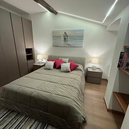 Apartment Welcome Riviera Mazzini 77 Lusso Nel Centro Di Rapallo,wifi, Condizionamento In Ogni Stanza, Attrezzato Con Tutto Quello Che Serve In Casa, Per Un Da Favola, Parcheggio A Pagamento 15euro Al Giorno Da Prenotare In Anticipo *