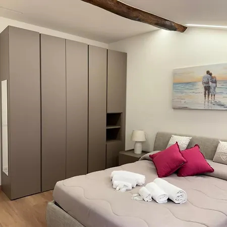 Apartment Welcome Riviera- Mazzini 77 Con Wifi, Condizionamento In Ogni Stanza, Parcheggio A Pagamento 20 Euro Al Giorno Da Prenotare In Anticipo *